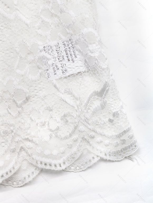 Débardeur court à empiècements en dentelle florale, uni, à bretelles spaghetti festonnées et découpes ajourées - Blanc XL | US 10