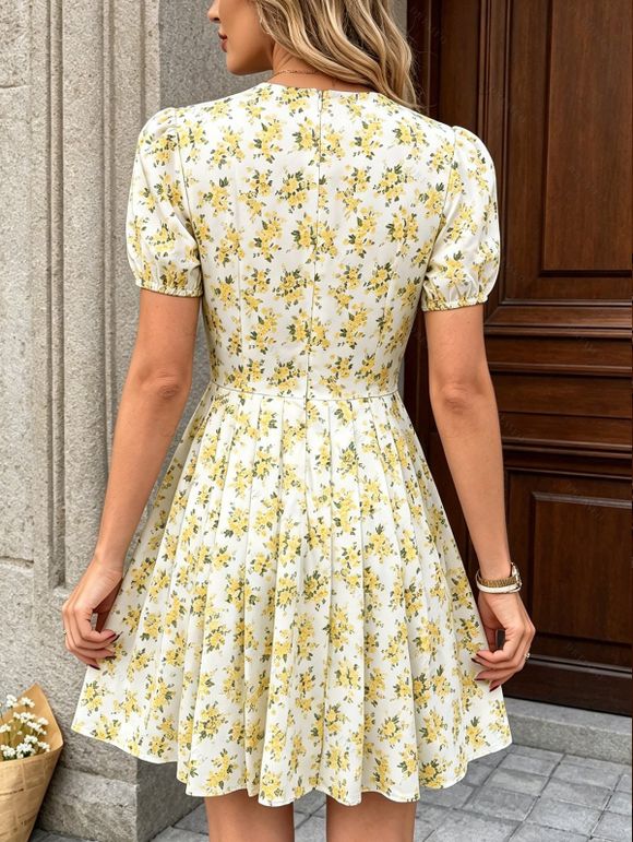 Hawaiian Vacation Couple Outfit Allover Ditsy Floral Print Tied Puff Sleeve V Neck Dress and Shirt Set - Jaune clair S | US 4