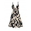 Hawaiian Vacation Dress Leaf Silhouette Patten Cut Out Plunging Neck Flowy Dress - Noir XXL | US 14