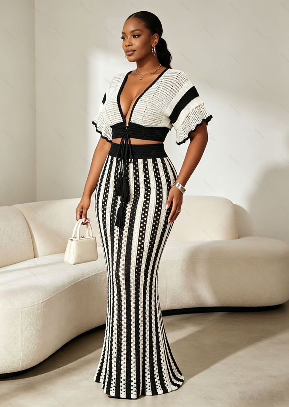 Bohemian Couple Outfit Colorblock Hollow Out V Neck Cropped Top Striped Tied Knitted Bodycon Skirt and Geometric Print Shirt Set - Blanc S | US 4