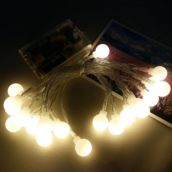 

Gypsophila Led White Small Ball Decorative Light String, 4.5 meters 30 lights warm white