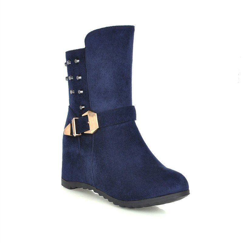 willow stud boot
