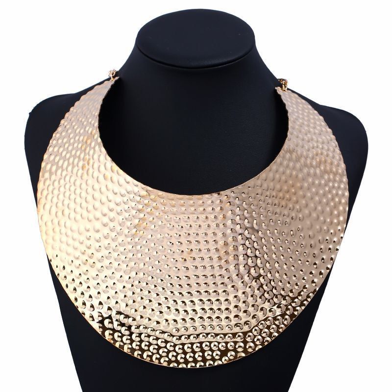 

Women Girls Vintage Metal Choker Collar Vintage Exaggeration Necklace Fashion Jewelry Fine Gifts, Golden
