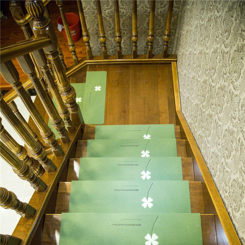 

Clover Luminous Carpet Self-adhesive Non-slip Floor Stair Mat, Pine green