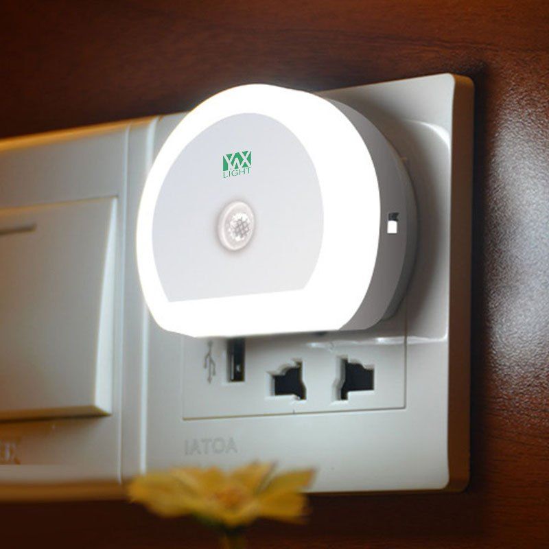 

YWXLight LED Night Light With Dual USB Charger Plug Sensor Lamp AC 110 - 240V, White