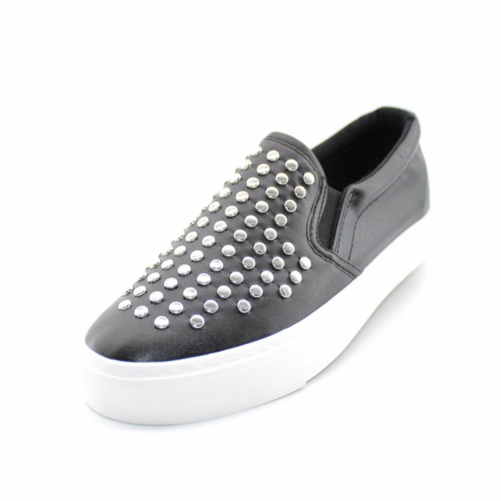 

Round Head Nail Pu Sneakers, Black