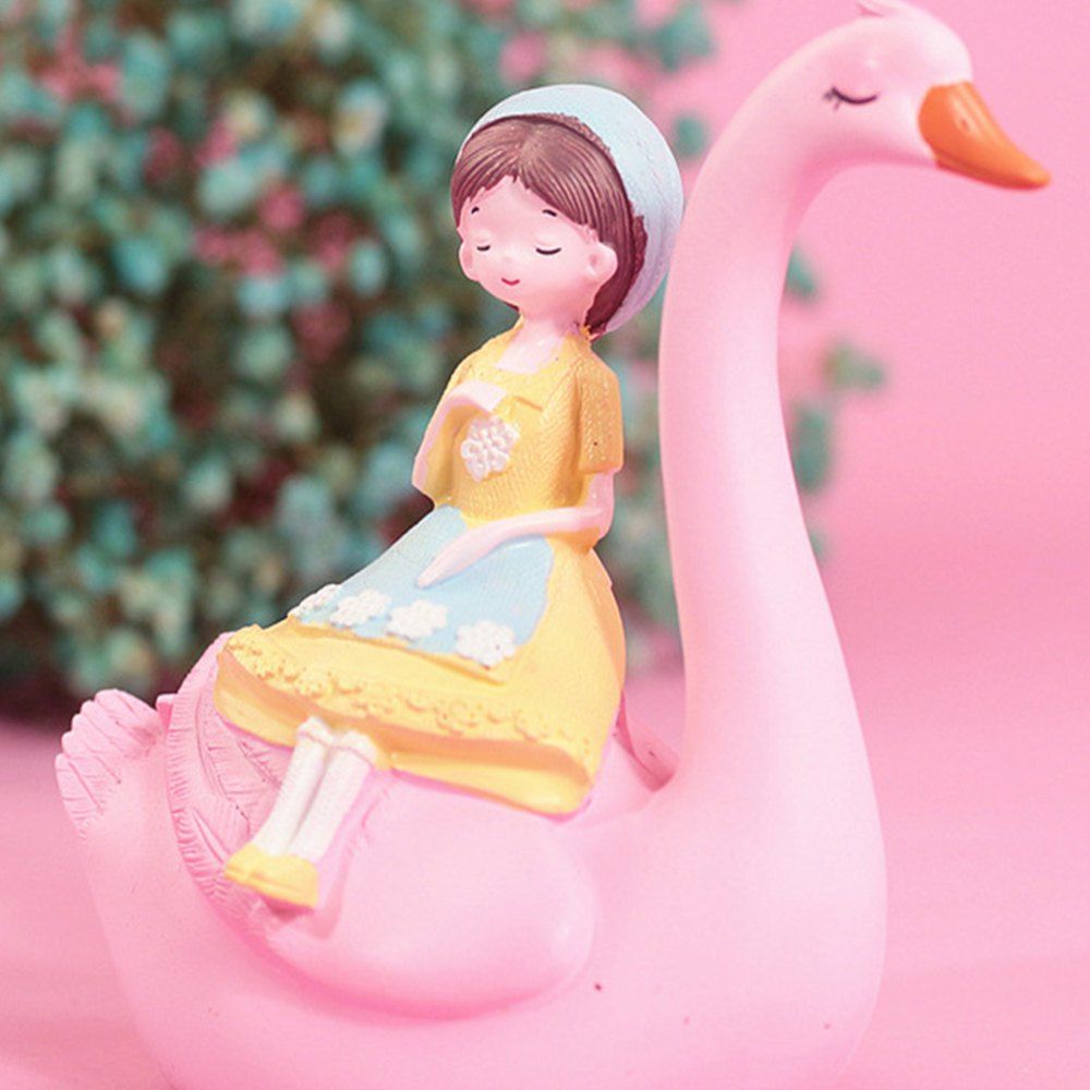 

Girl Heart Home Decorations, Multi-d
