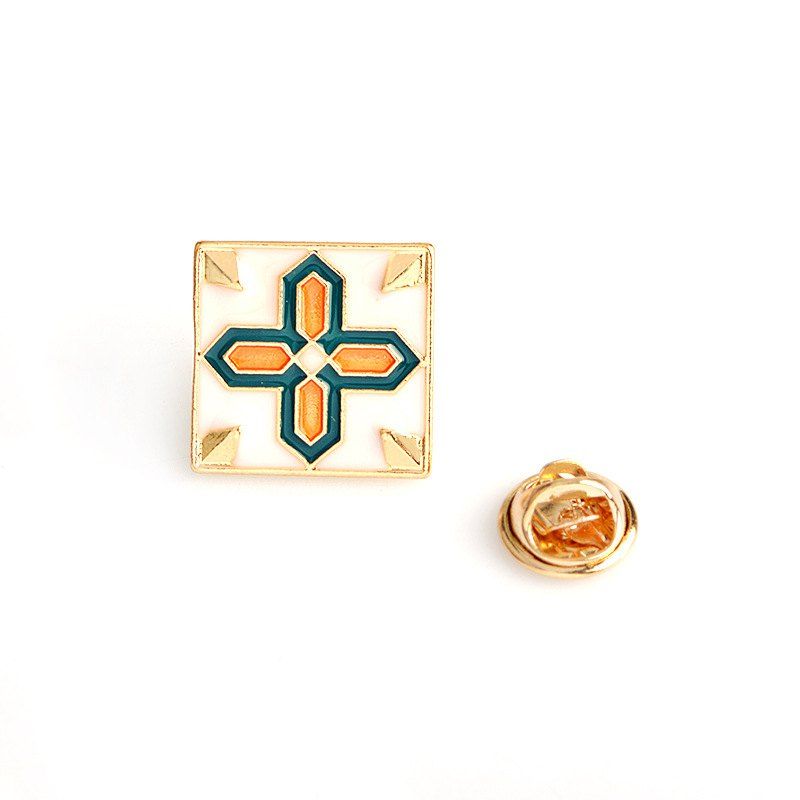 

Creative Fashion Brooch Badge Accessories and Couple of Tiles, White