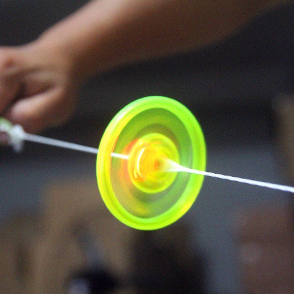 

Pull Rope Rolling Flywheel Toy with Colorful LED Flashing Light for Kids, Green