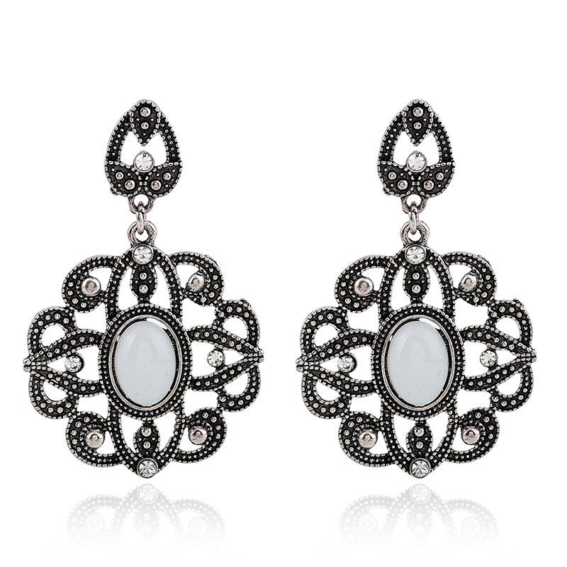 

Factory Direct Europe and The United States Big Fashion Wild Exaggerated Earring, White
