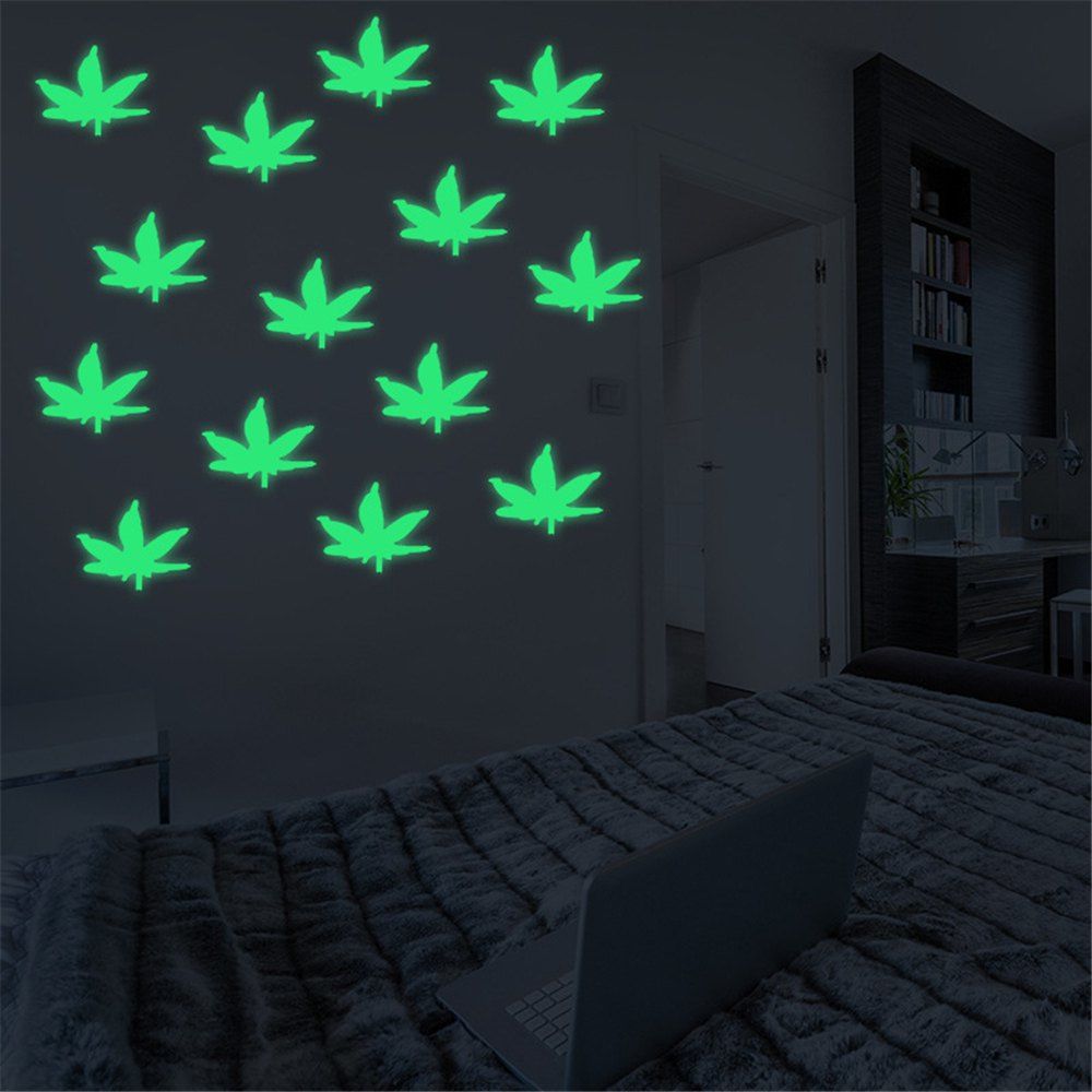 

Luminous Cartoon Switch Sticker Glow Maple Leaves Dark Room Decoration, Dragon green