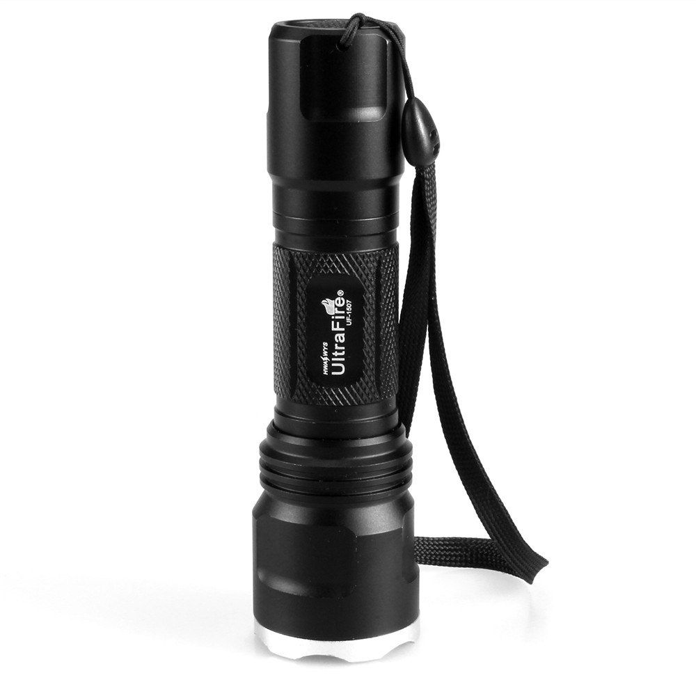 

UltraFire UF-1507 1000LM XM-L2 5 Speed Rotating Focus Light Flashlight, Black