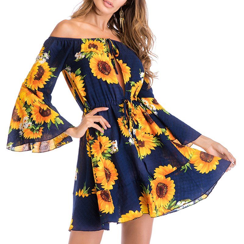 

Summer Wears A Shoulder and Wears A Big Skirt, Deep blue