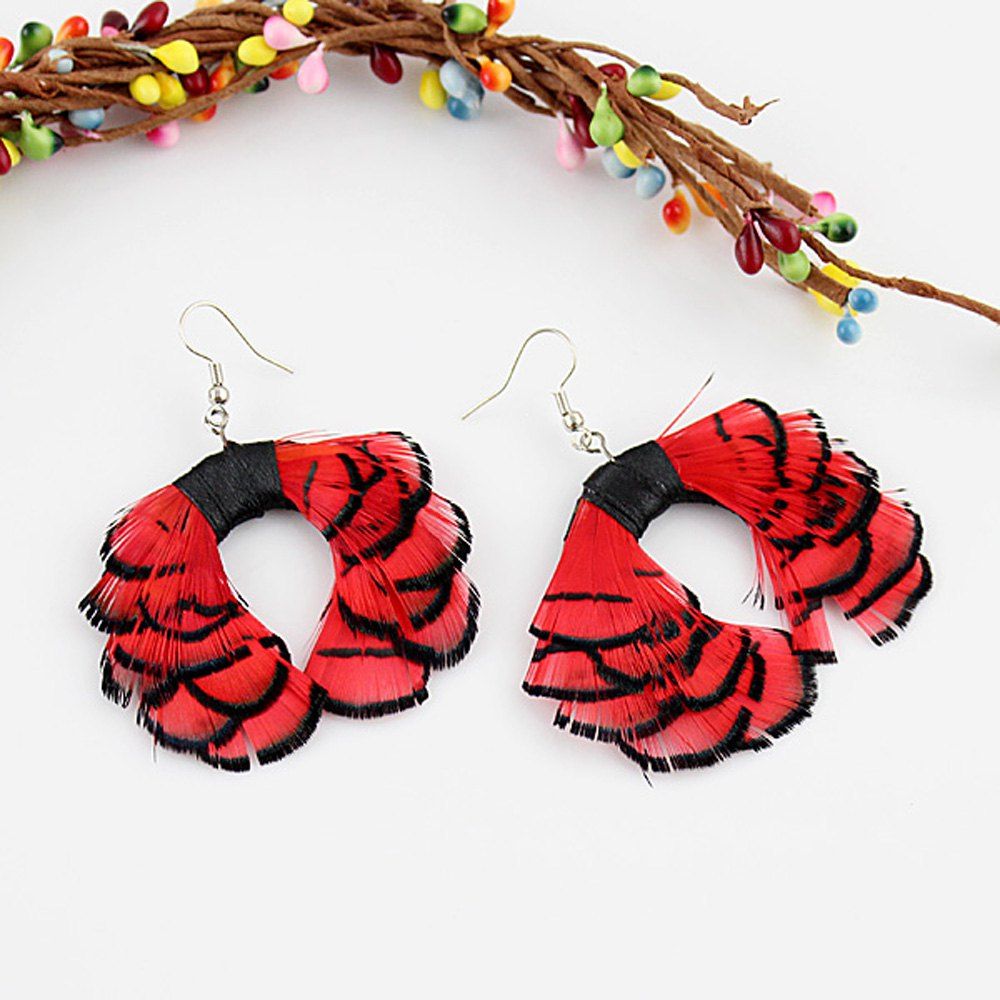 

Fashion Red Feather Earrings