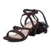 Bretelles croisées, talons épais et sandales à la mode - Brun EU 39